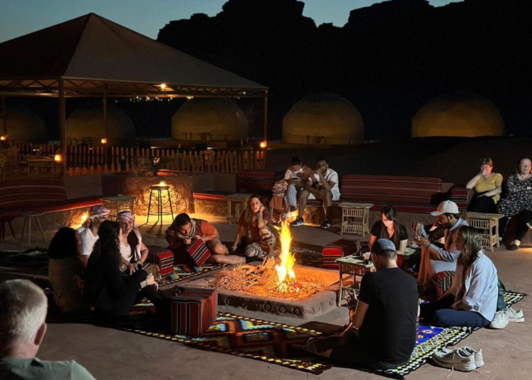 Angelina Wadi Rum Camp Buitenkant foto