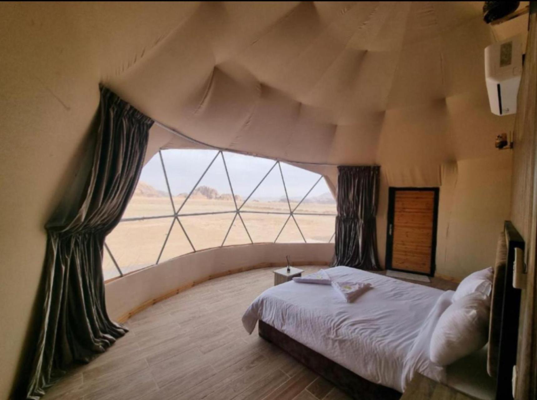 Angelina Wadi Rum Camp Buitenkant foto