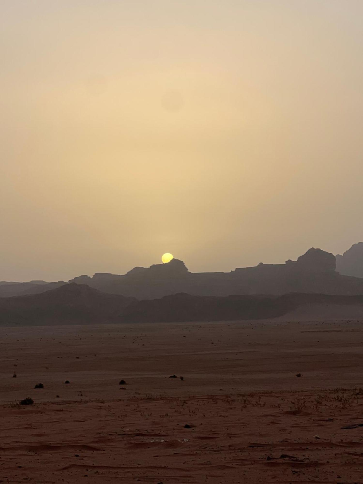 Angelina Wadi Rum Camp Buitenkant foto