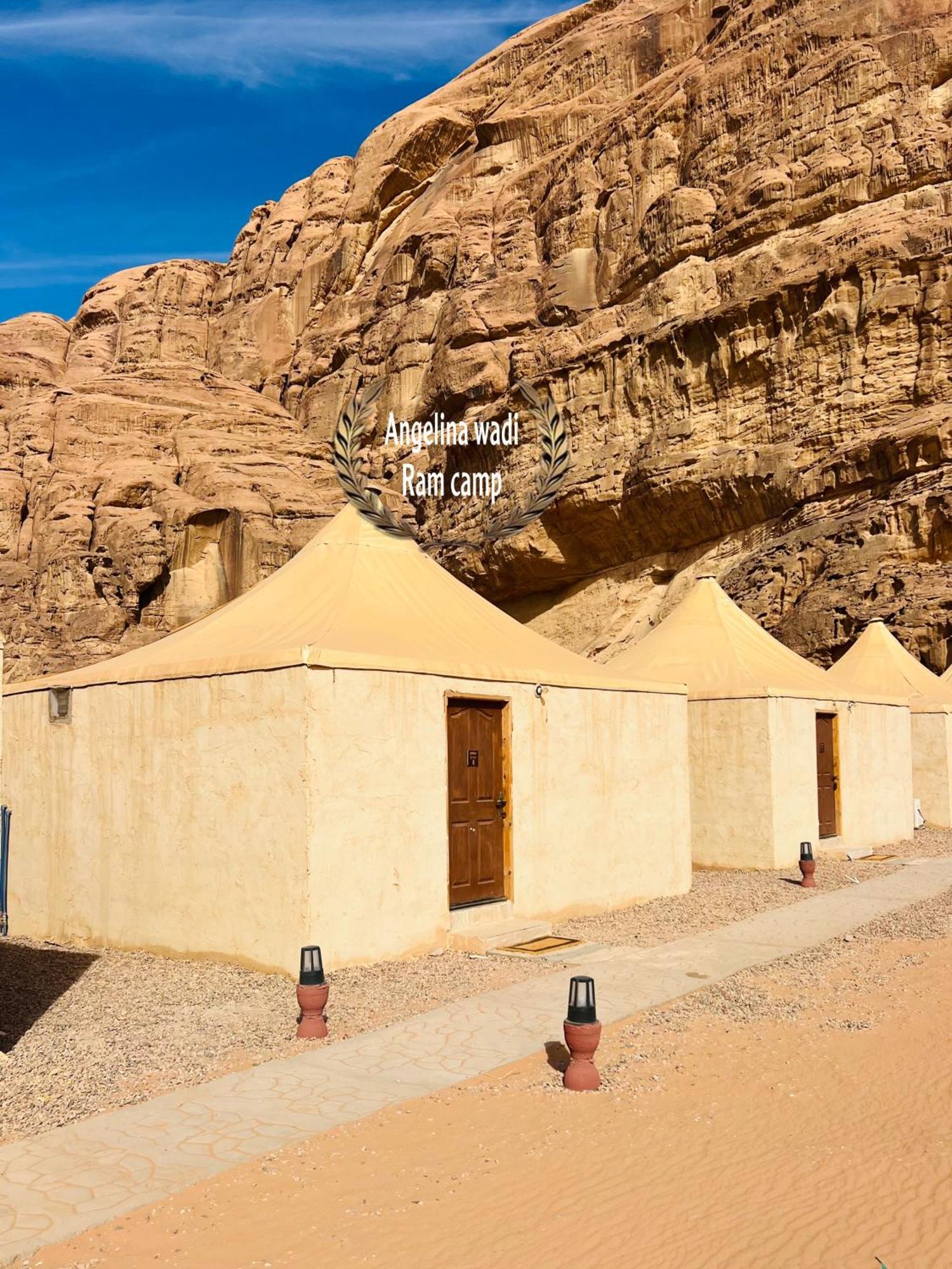 Angelina Wadi Rum Camp Buitenkant foto